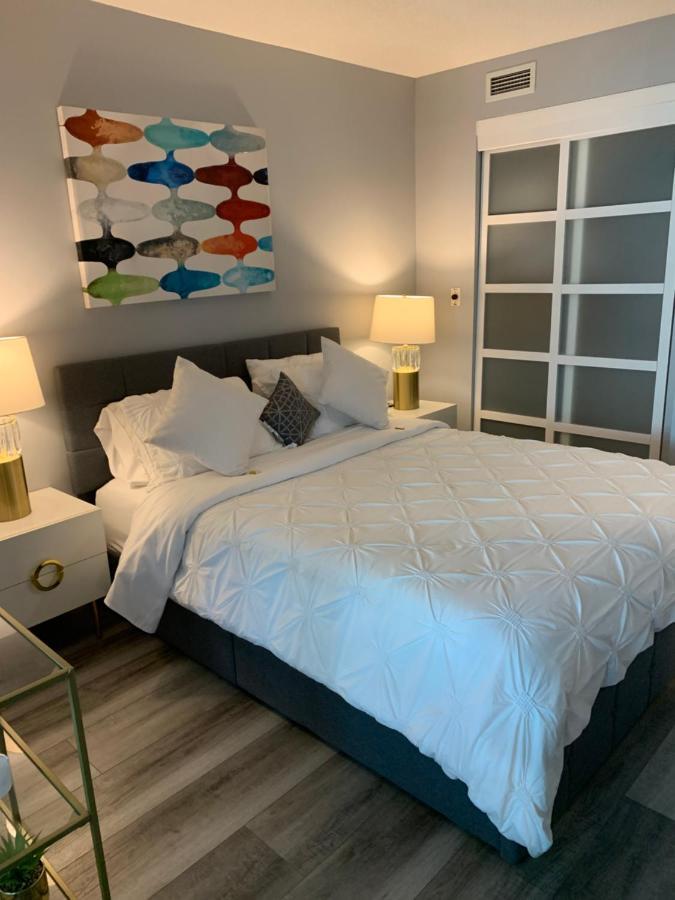 Downtown Waterfront Suites With Cn Tower Views Τορόντο Εξωτερικό φωτογραφία